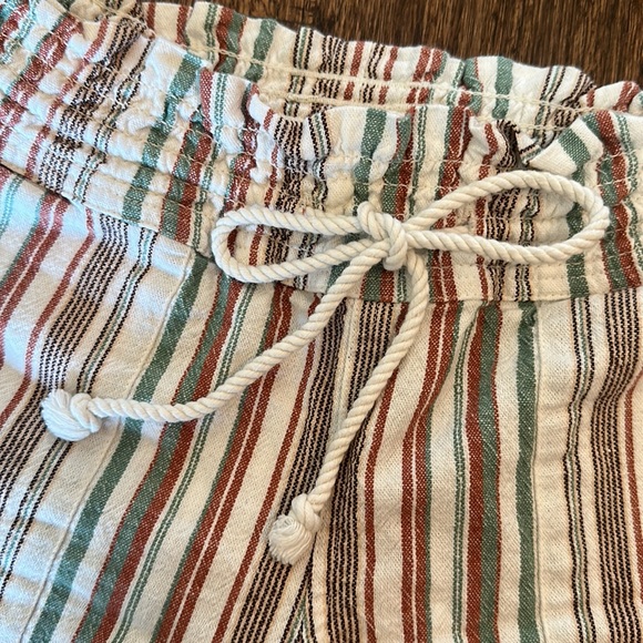 Roxy striped drawstring shorts - Picture 3 of 8